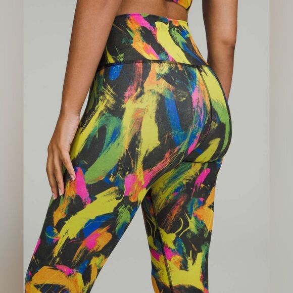 Lululemon Black Colorful Wunder Train High-Rise Tight 25" - Picture 2 of 8